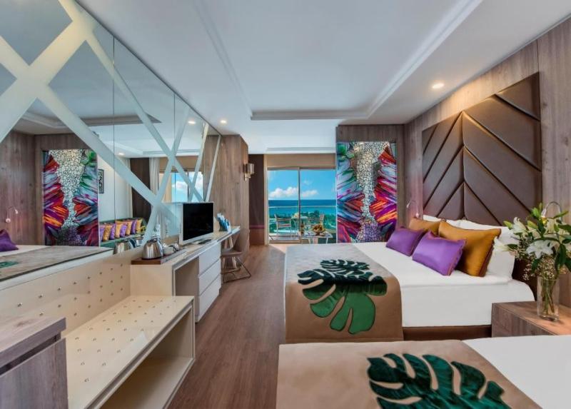 Delphin Be Grand Resort Hotel