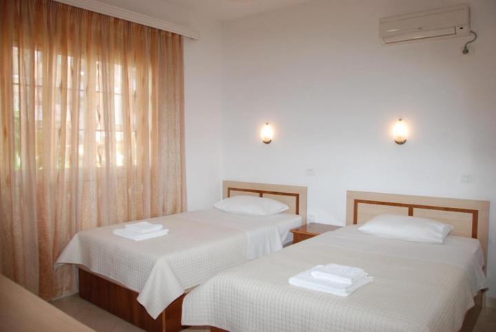 Hotel Mano