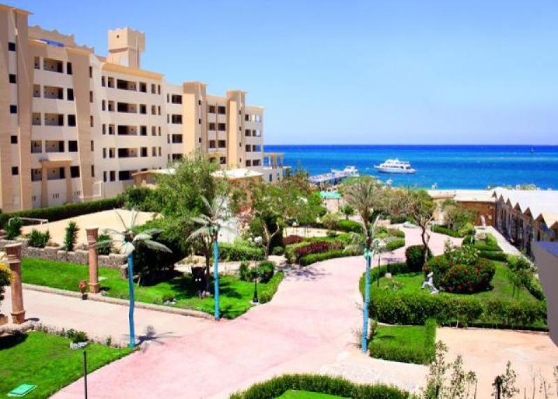 King Tut Aqua Park Beach Hotel